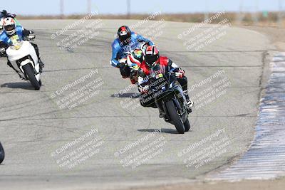 media/Nov-26-2023-TrackDaz (Sun) [[64ad8cfd8f]]/Mock Race/Outside Grapevine/